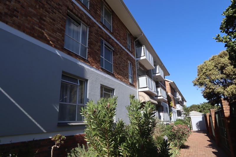 2 Bedroom Property for Sale in Claremont Western Cape